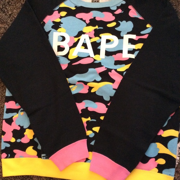 Bape - Picture 1 of 8